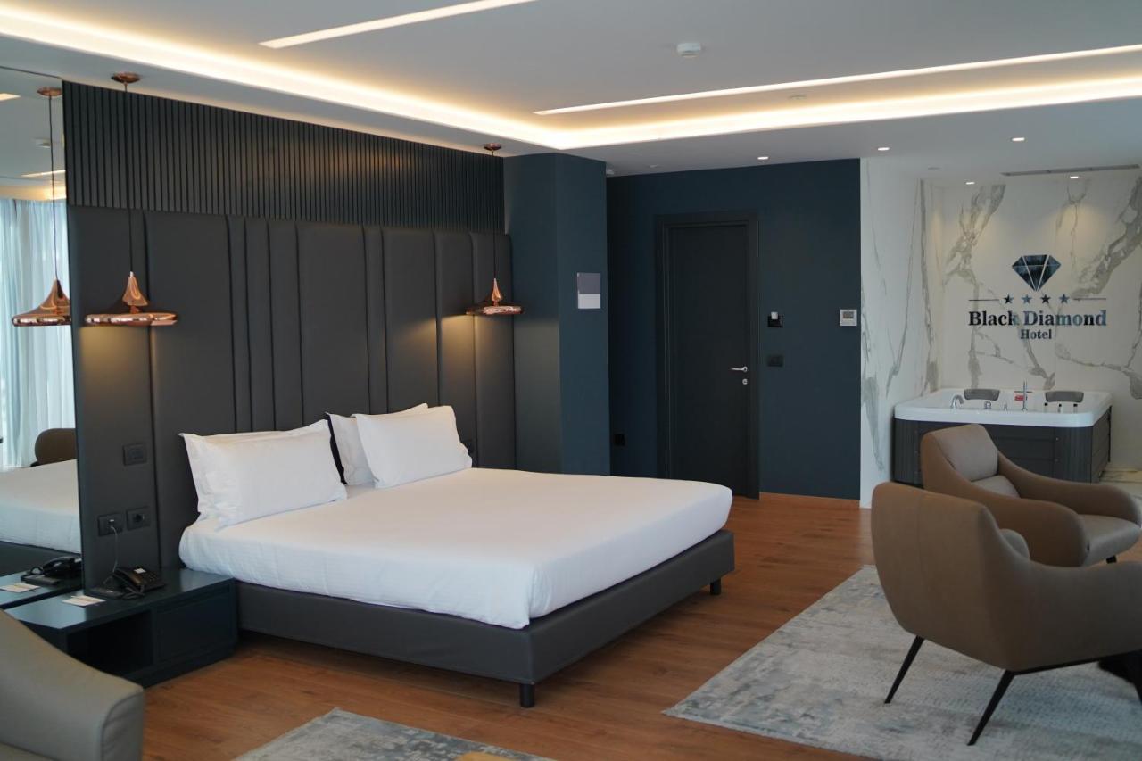 Black Diamond 4* Тирана