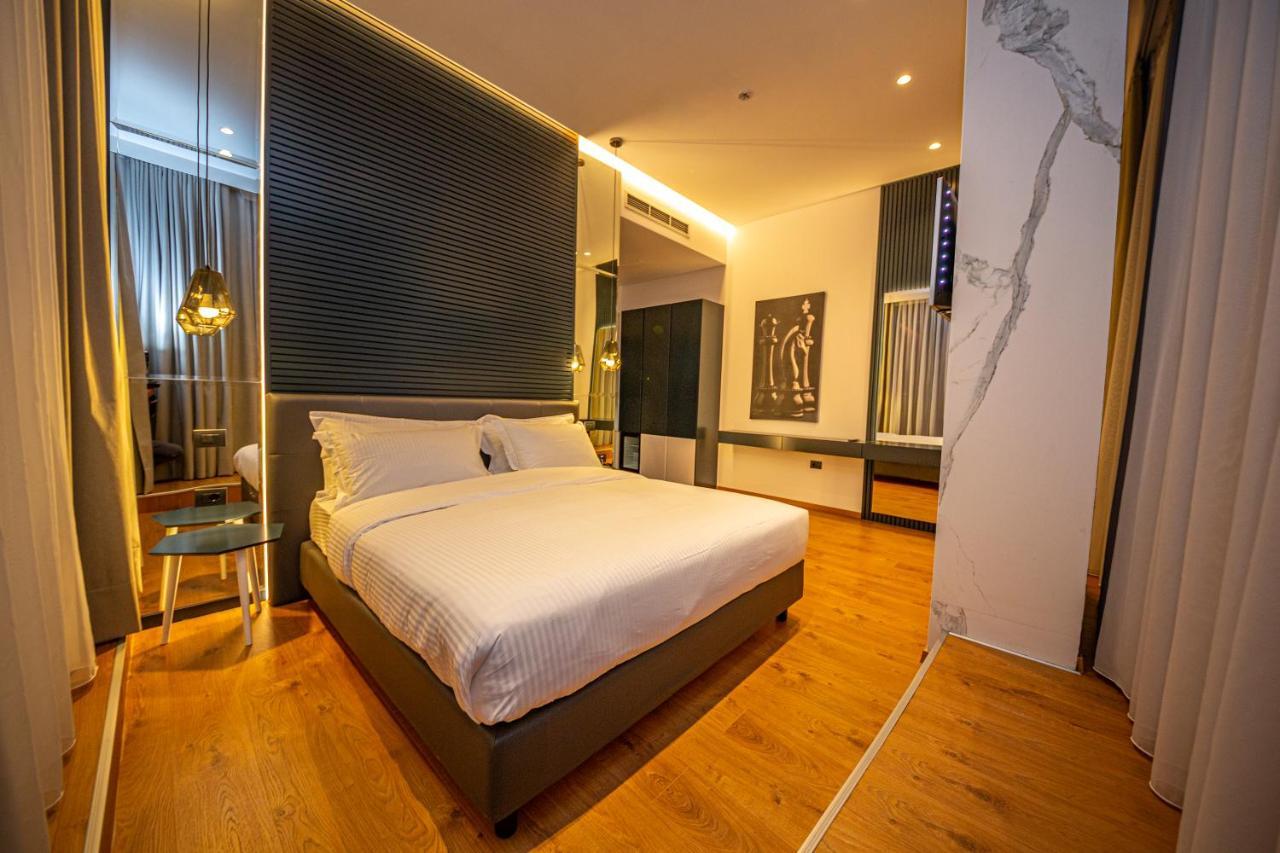 Black Diamond Hotel 4*